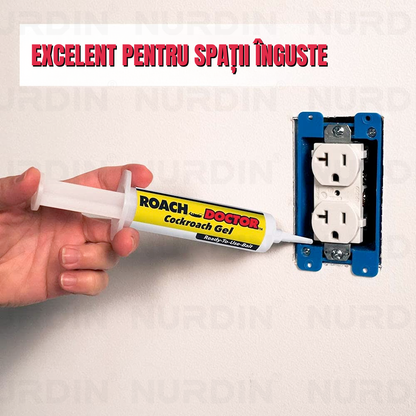 Gel anti-târâtoare Roach Doctor aplicat în priză, ideal pentru spații înguste
