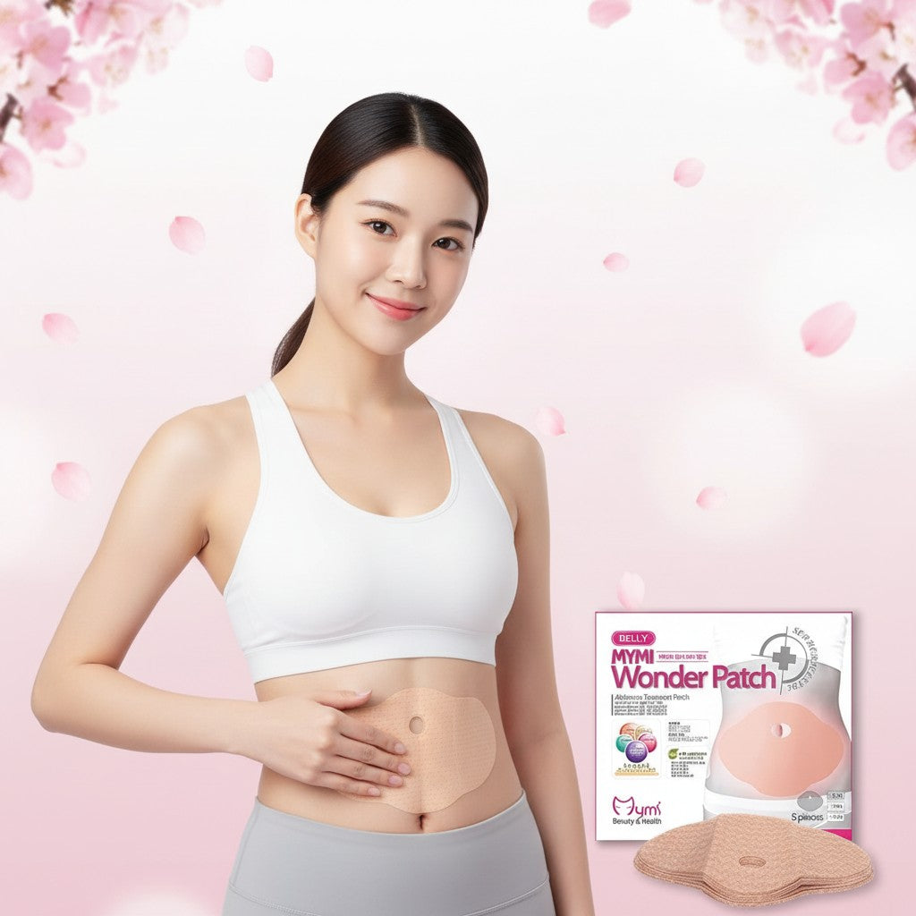Femeie cu patch abdominal pentru slăbit, produs MYMI Wonder Patch, fundal cu flori de cireș